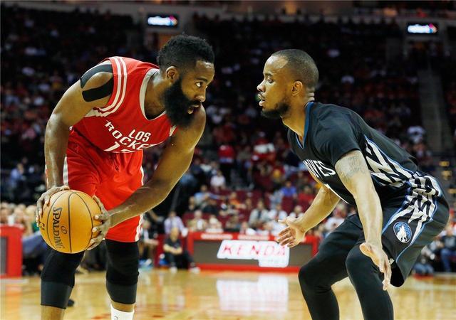 指出了他的 指出了他的