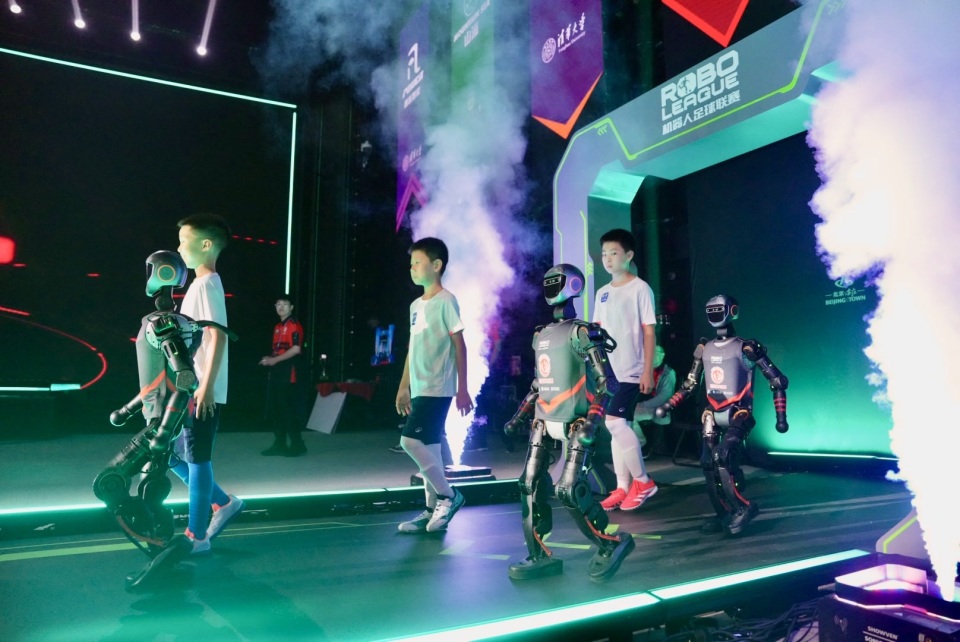 英国打比赛 英国打比赛