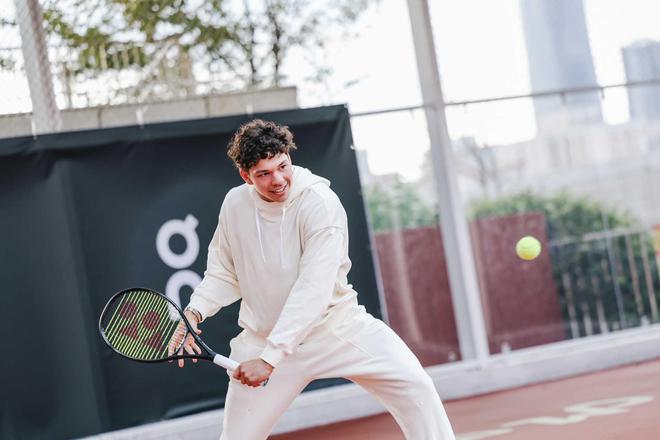 防线的铁壁 防线的铁壁