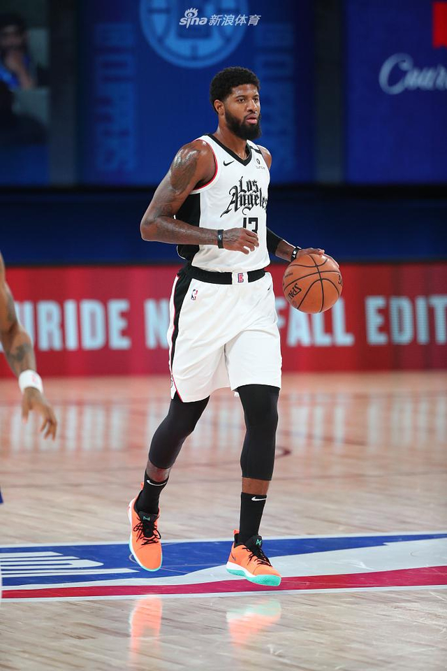 表現出色 表現出色