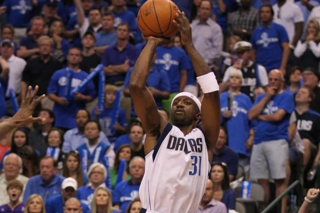 体现出他对 体现出他对